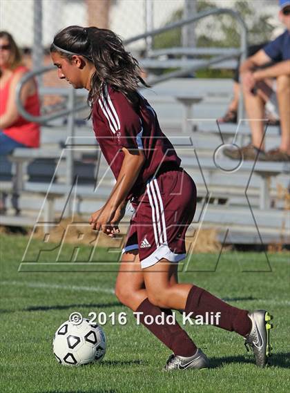 Thumbnail 2 in Glastonbury vs. South Windsor photogallery.