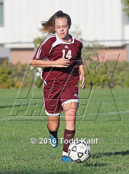 Thumbnail 2 in Glastonbury vs. South Windsor photogallery.