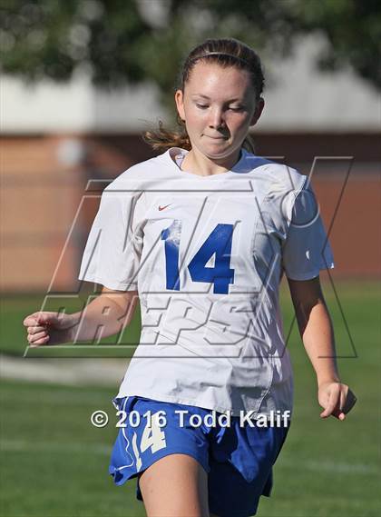 Thumbnail 2 in Glastonbury vs. South Windsor photogallery.