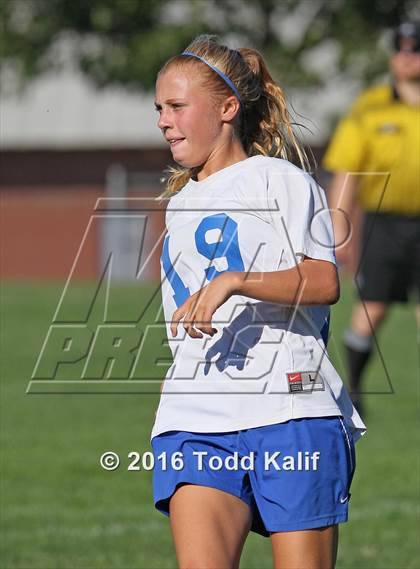Thumbnail 3 in Glastonbury vs. South Windsor photogallery.