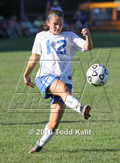 Thumbnail 3 in Glastonbury vs. South Windsor photogallery.