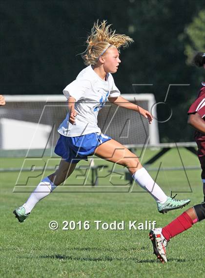 Thumbnail 3 in Glastonbury vs. South Windsor photogallery.