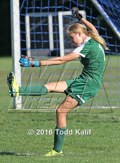 Thumbnail 1 in Glastonbury vs. South Windsor photogallery.