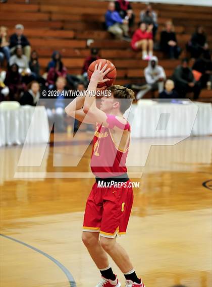 Thumbnail 2 in St. Raymond Academy for Girls @ Chaminade (Apparel Challenge) photogallery.