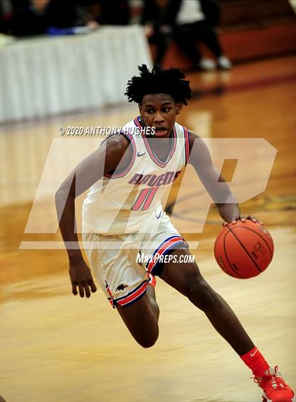 Thumbnail 2 in St. Raymond Academy for Girls @ Chaminade (Apparel Challenge) photogallery.
