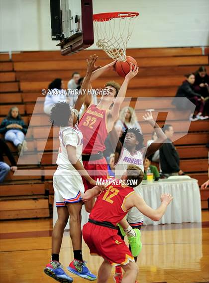 Thumbnail 2 in St. Raymond Academy for Girls @ Chaminade (Apparel Challenge) photogallery.