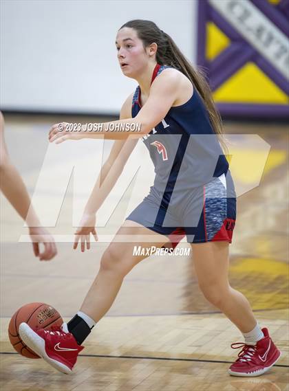 Thumbnail 2 in Clayton vs Unity (Clayton Holiday Classic) photogallery.
