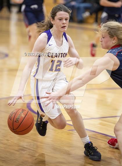 Thumbnail 3 in Clayton vs Unity (Clayton Holiday Classic) photogallery.