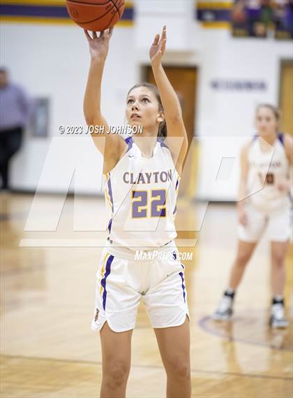 Thumbnail 3 in Clayton vs Unity (Clayton Holiday Classic) photogallery.