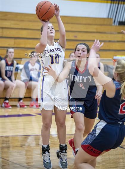 Thumbnail 1 in Clayton vs Unity (Clayton Holiday Classic) photogallery.
