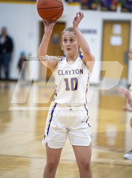 Thumbnail 3 in Clayton vs Unity (Clayton Holiday Classic) photogallery.
