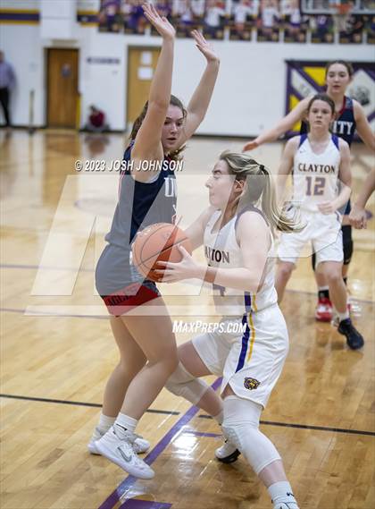 Thumbnail 2 in Clayton vs Unity (Clayton Holiday Classic) photogallery.
