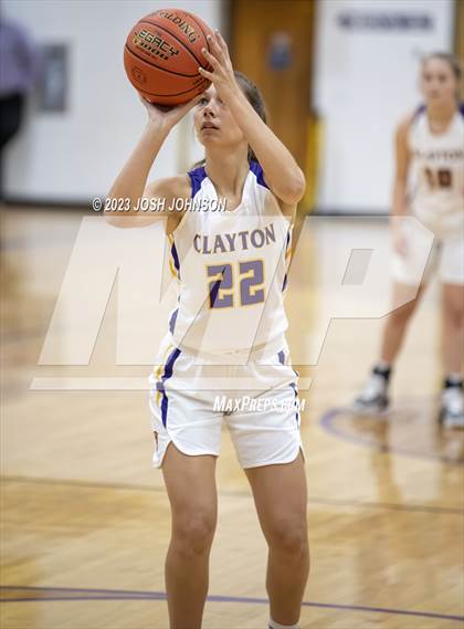 Thumbnail 2 in Clayton vs Unity (Clayton Holiday Classic) photogallery.