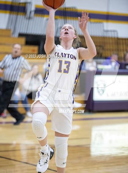 Thumbnail 1 in Clayton vs Unity (Clayton Holiday Classic) photogallery.
