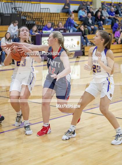Thumbnail 1 in Clayton vs Unity (Clayton Holiday Classic) photogallery.