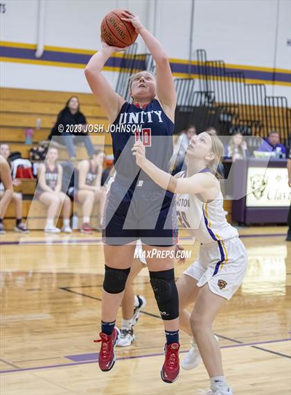 Thumbnail 1 in Clayton vs Unity (Clayton Holiday Classic) photogallery.