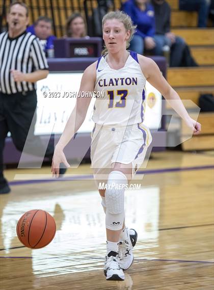 Thumbnail 1 in Clayton vs Unity (Clayton Holiday Classic) photogallery.