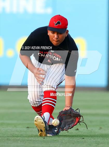 Thumbnail 3 in Liberty vs. Alhambra (AIA 6A Finals) photogallery.
