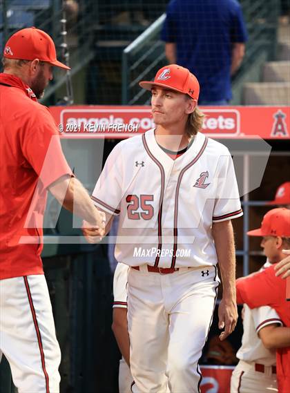 Thumbnail 2 in Liberty vs. Alhambra (AIA 6A Finals) photogallery.