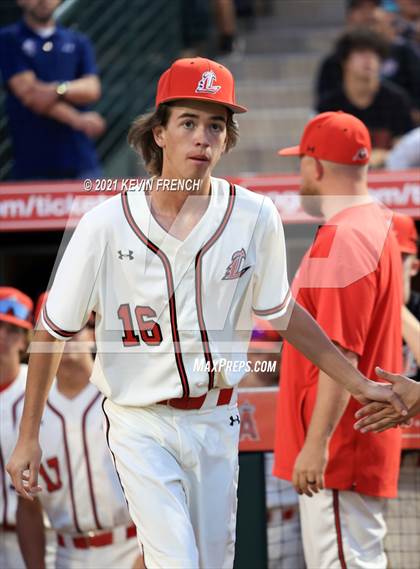 Thumbnail 2 in Liberty vs. Alhambra (AIA 6A Finals) photogallery.