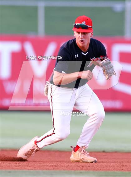Thumbnail 2 in Liberty vs. Alhambra (AIA 6A Finals) photogallery.