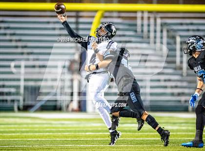 Thumbnail 3 in Clark @ Harlan (UIL Football 6A Division 2 Region 4 Bi-District) photogallery.