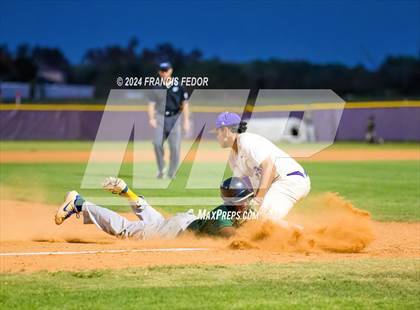 Thumbnail 3 in Chamberlain @ Lennard photogallery.