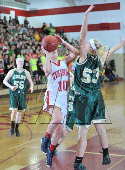 Thumbnail 2 in Colby vs. Colfax (WIAA D4 Sectional Final) photogallery.
