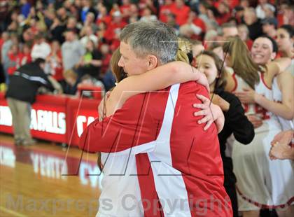 Thumbnail 3 in Colby vs. Colfax (WIAA D4 Sectional Final) photogallery.