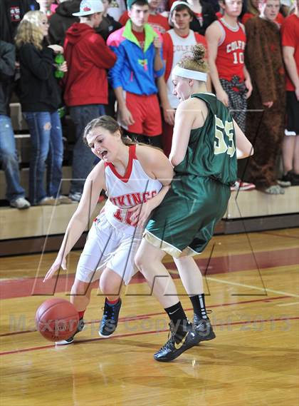 Thumbnail 3 in Colby vs. Colfax (WIAA D4 Sectional Final) photogallery.