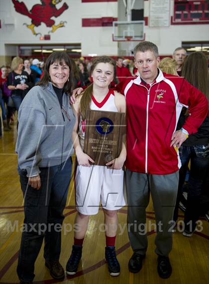 Thumbnail 1 in Colby vs. Colfax (WIAA D4 Sectional Final) photogallery.