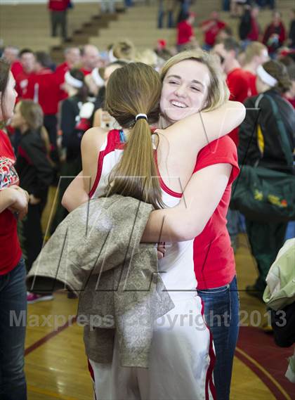 Thumbnail 3 in Colby vs. Colfax (WIAA D4 Sectional Final) photogallery.