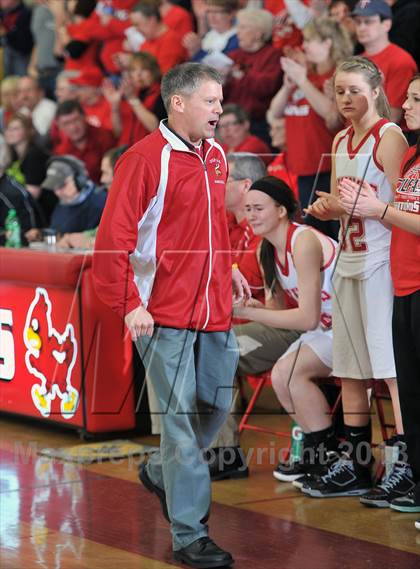 Thumbnail 2 in Colby vs. Colfax (WIAA D4 Sectional Final) photogallery.