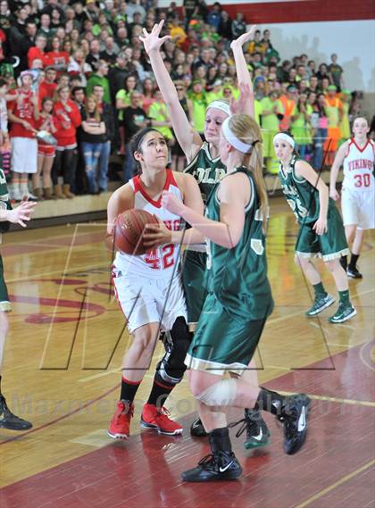Thumbnail 1 in Colby vs. Colfax (WIAA D4 Sectional Final) photogallery.