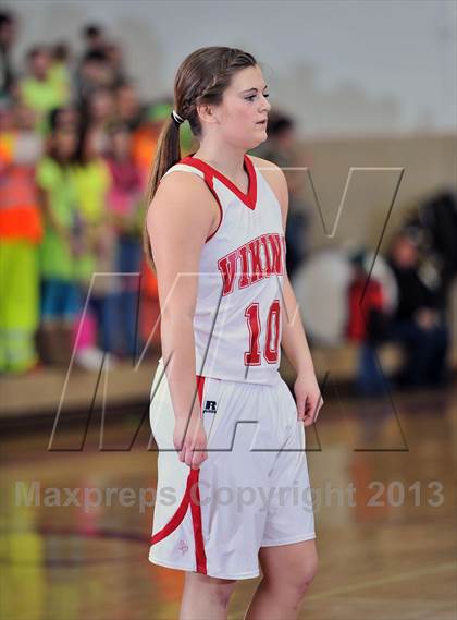Thumbnail 3 in Colby vs. Colfax (WIAA D4 Sectional Final) photogallery.
