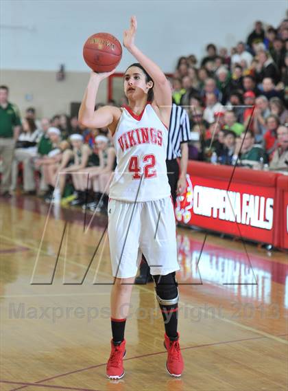 Thumbnail 2 in Colby vs. Colfax (WIAA D4 Sectional Final) photogallery.