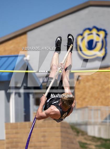 Thumbnail 1 in Bill Summa Invitational photogallery.