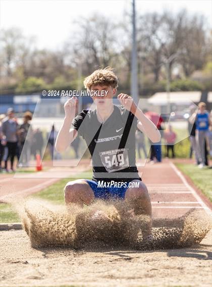 Thumbnail 3 in Bill Summa Invitational photogallery.