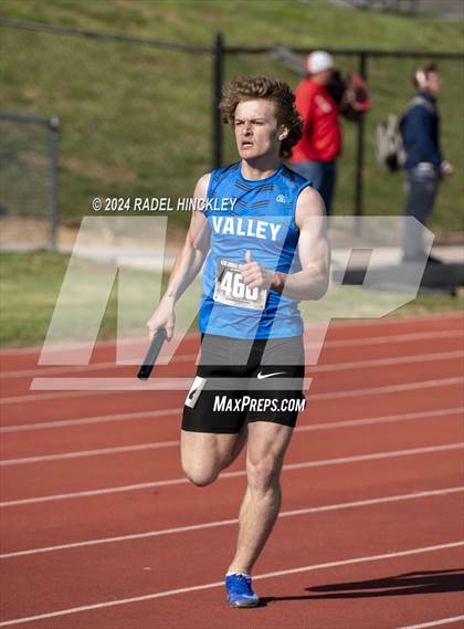 Thumbnail 2 in Bill Summa Invitational photogallery.