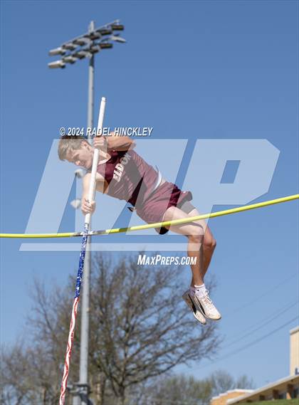 Thumbnail 2 in Bill Summa Invitational photogallery.