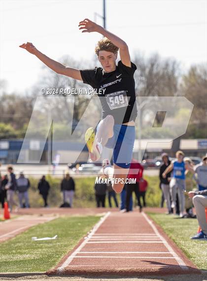 Thumbnail 2 in Bill Summa Invitational photogallery.