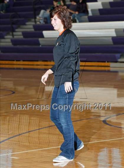 Thumbnail 1 in Sturgis @ Lakeview photogallery.