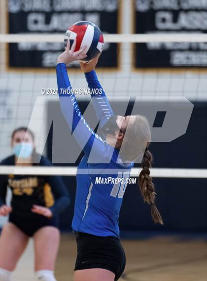 Thumbnail 2 in Lyman Memorial @ Ledyard photogallery.
