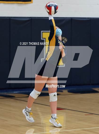 Thumbnail 3 in Lyman Memorial @ Ledyard photogallery.