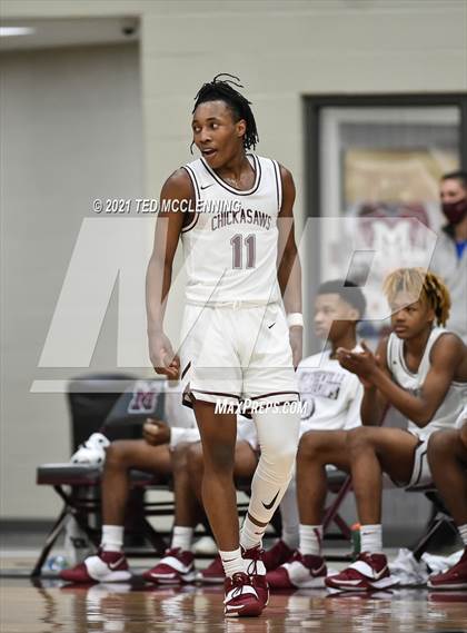 Thumbnail 2 in Blytheville vs. Dardanelle (AAA 4A State Round One) photogallery.