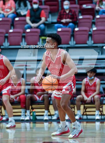 Thumbnail 2 in Blytheville vs. Dardanelle (AAA 4A State Round One) photogallery.