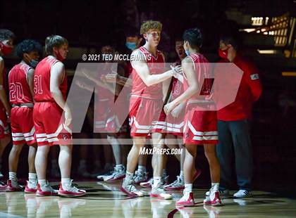 Thumbnail 3 in Blytheville vs. Dardanelle (AAA 4A State Round One) photogallery.