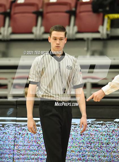 Thumbnail 2 in Blytheville vs. Dardanelle (AAA 4A State Round One) photogallery.