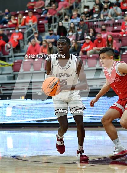 Thumbnail 3 in Blytheville vs. Dardanelle (AAA 4A State Round One) photogallery.