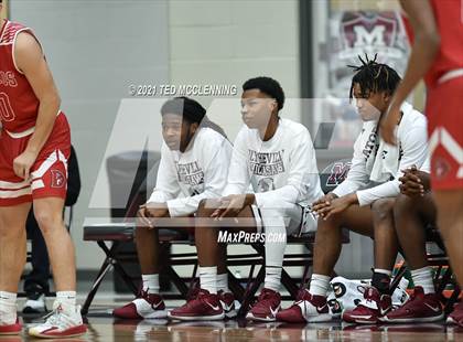 Thumbnail 3 in Blytheville vs. Dardanelle (AAA 4A State Round One) photogallery.
